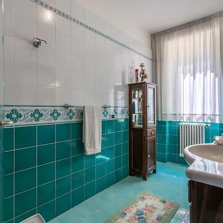 Holiday home In Belsito With Wifi *