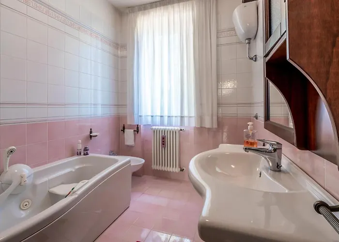 Nyaraló In Belsito With Wifi *