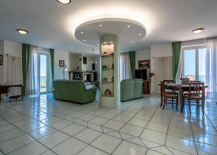 Nyaraló In Belsito With Wifi Montepagano